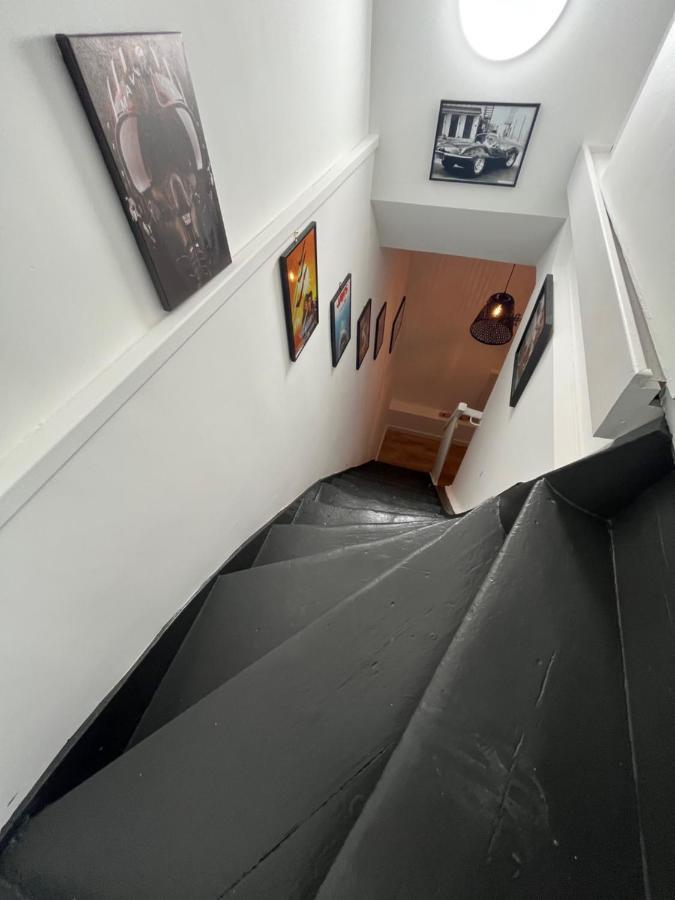 Appartement Voyage En Duplex En Hyper Centre à Valenciennes Extérieur photo