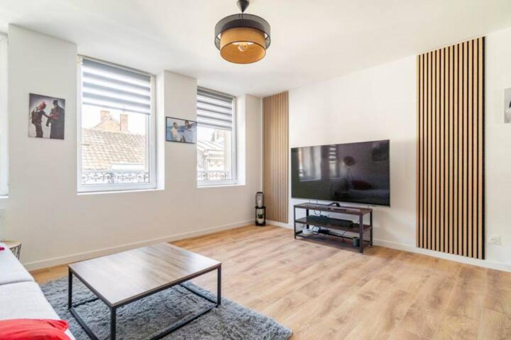 Appartement Voyage En Duplex En Hyper Centre à Valenciennes Extérieur photo