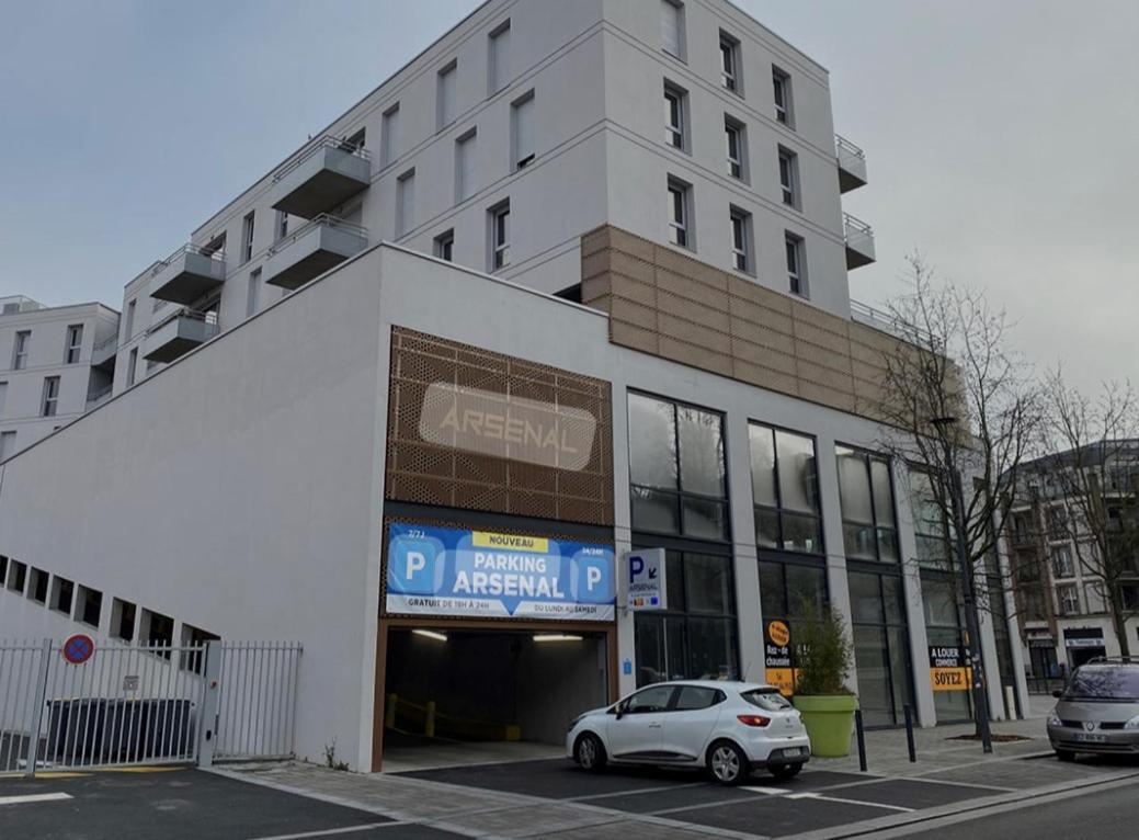 Appartement Voyage En Duplex En Hyper Centre à Valenciennes Extérieur photo
